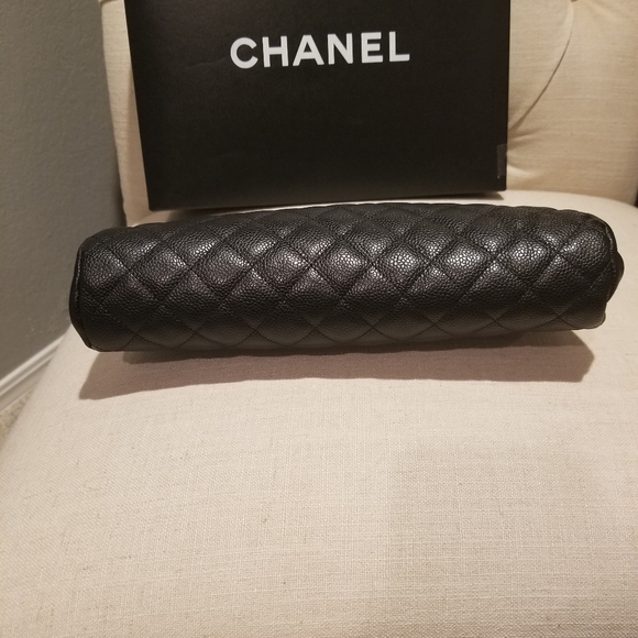 Authentic Chanel Timeless Clutch - Picture 4 of 9